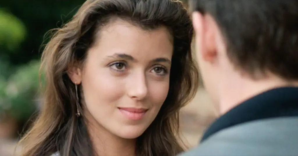 What happened to Matthew Broderick's '80s co-star Mia Sara after admitting acting was 'not a happy career'1