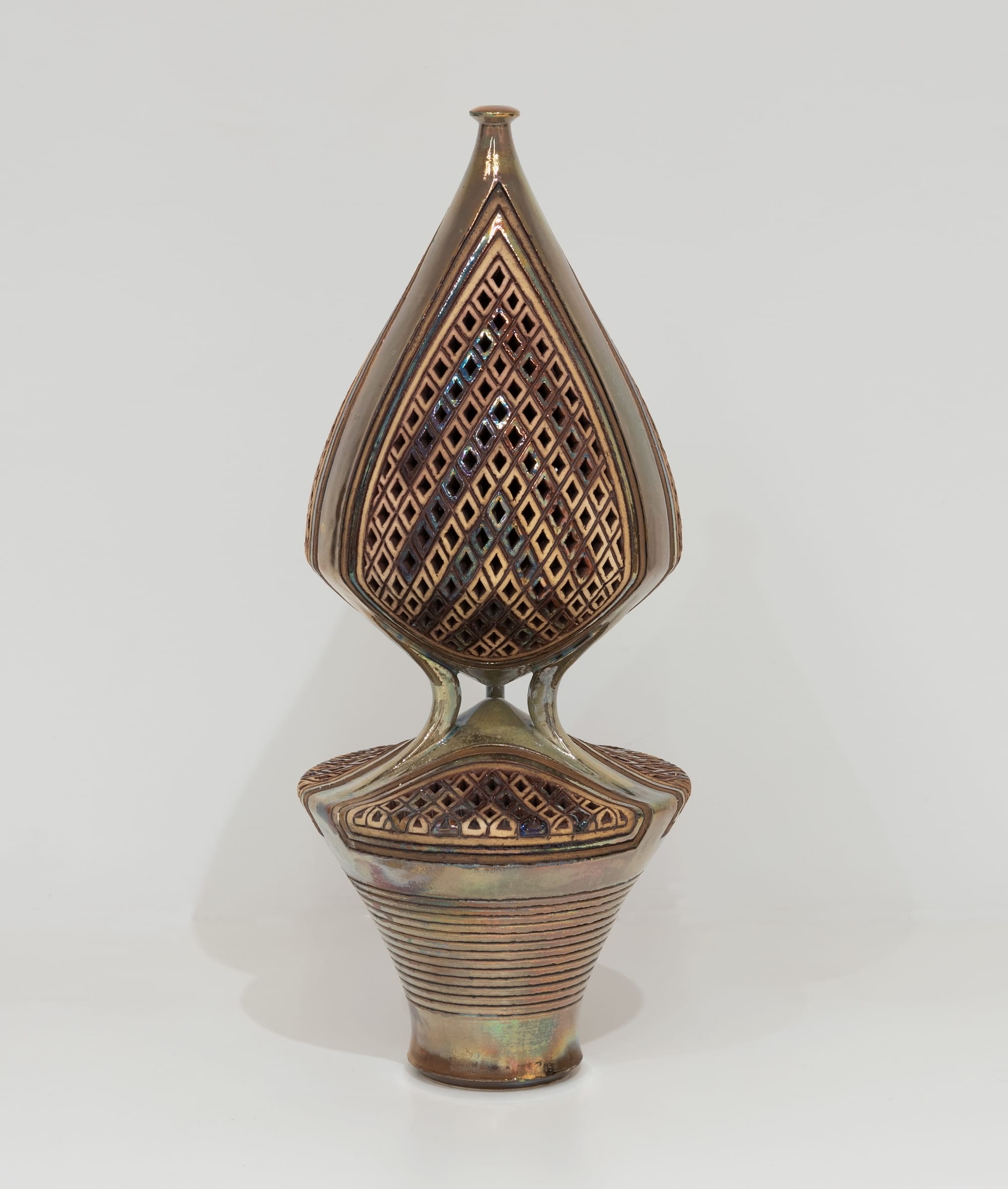 Ibrahim Said Nods to Ancient Islamic and Egyptian Pottery Traditions in 'Shaping Time'5