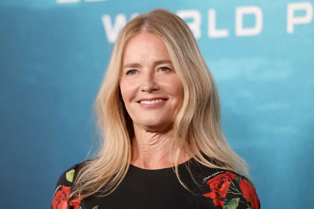 Elisabeth Shue, 63, hasn't aged a day as she makes very rare red carpet appearance - 40 years on from Karate Kid fame7