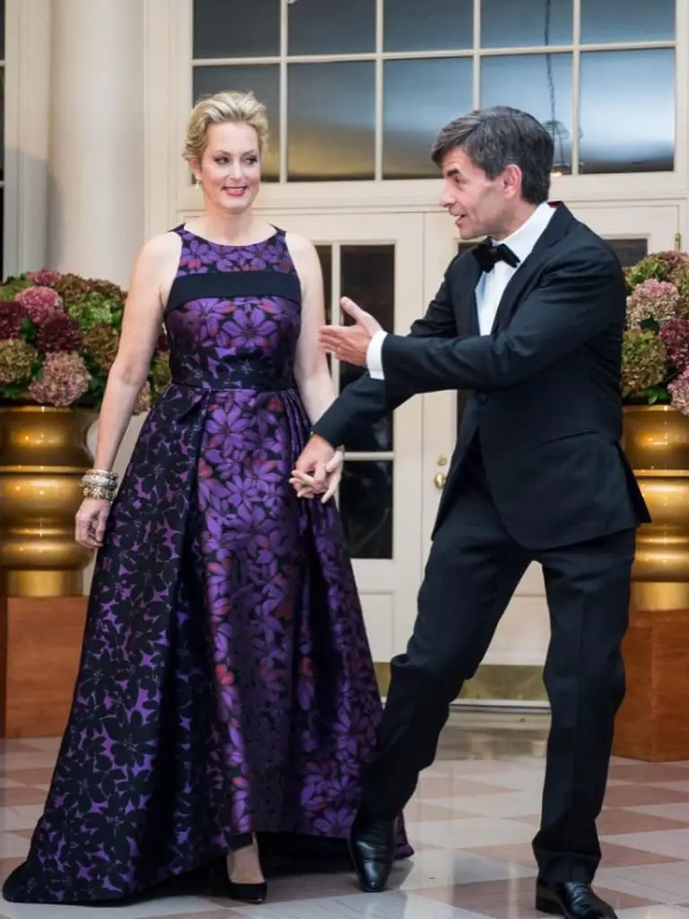 GMA's Robin Roberts and George Stephanopoulos announce 'really big' career news away from show — details4