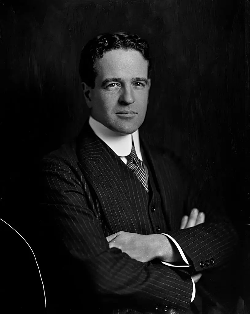 Vanderbilt family tree: exploring Anderson Cooper's billionaire, royal roots dating back to the 1600s6