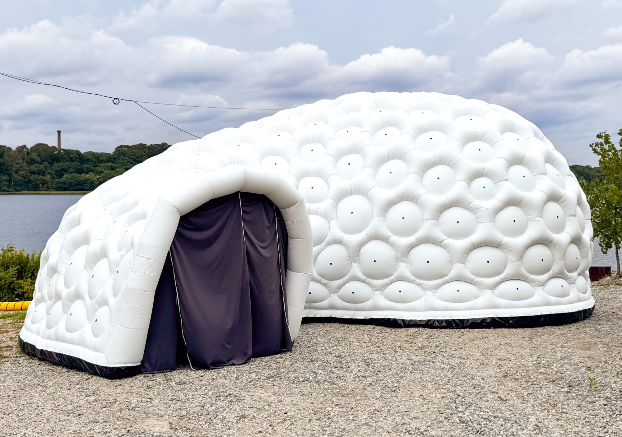 221 Camera Obscuras Fill Pneuhaus' Immersive, Inflatable, Image-Capturing Installation1